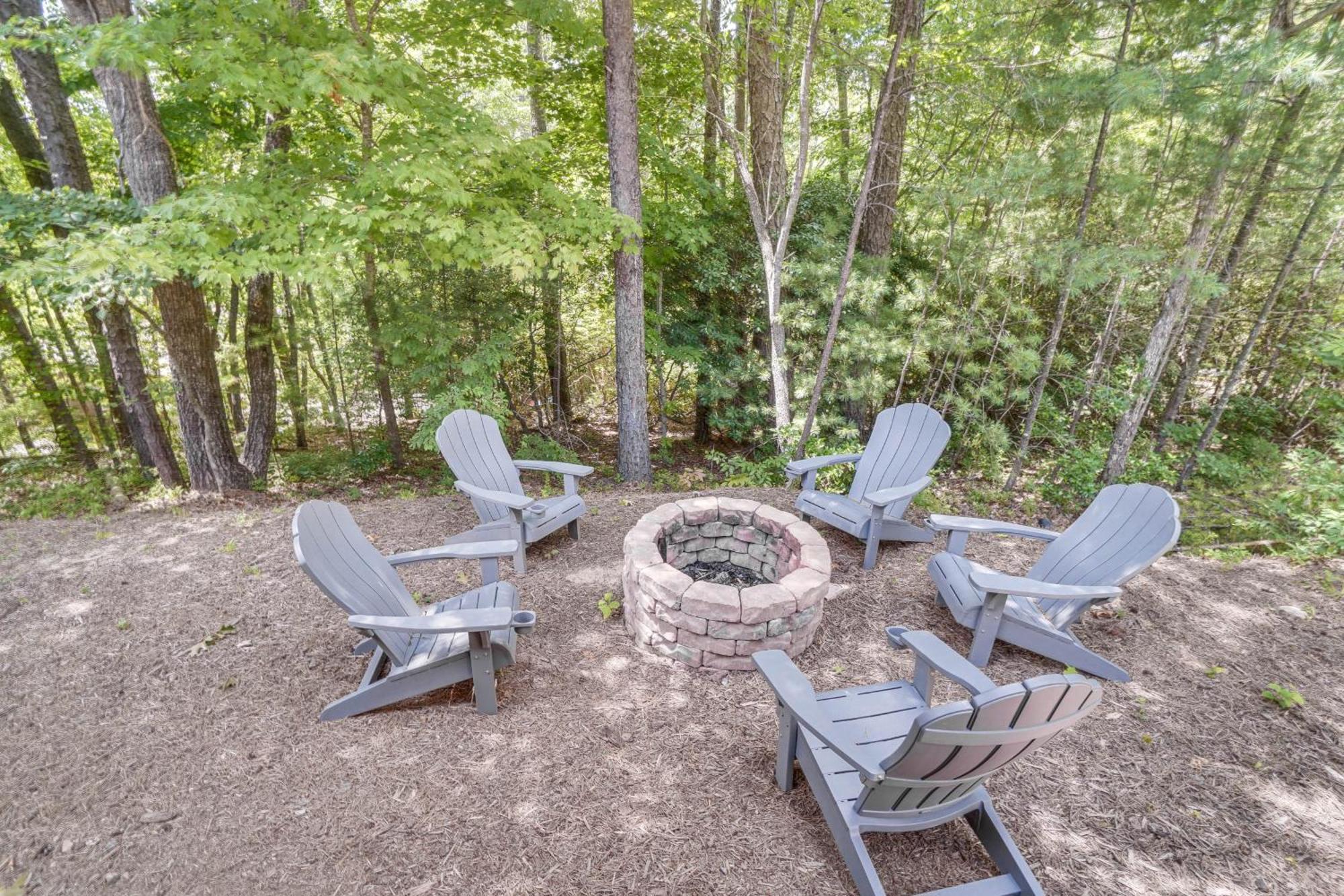 Stunning Helen Getaway With Hot Tub And Ev Charger! Villa Exterior photo